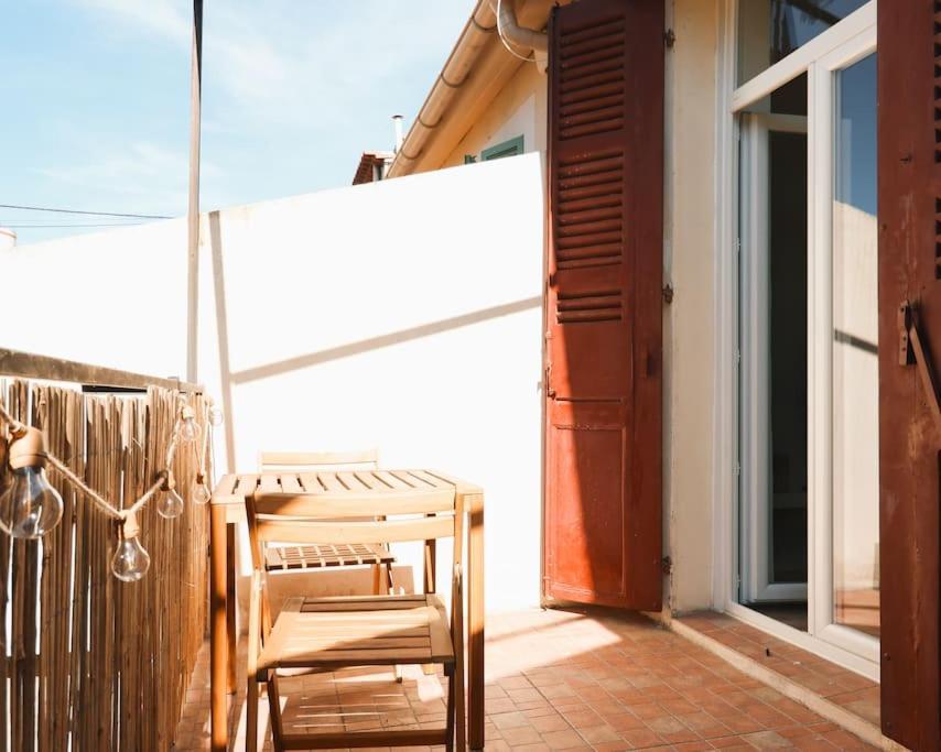 Longchamp - 2 Avec Terrasse - Wifi - Clim Apartamento